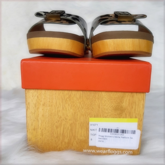 FLOGG Nikita Leopard Print Studded Sandals - Picture 6 of 6